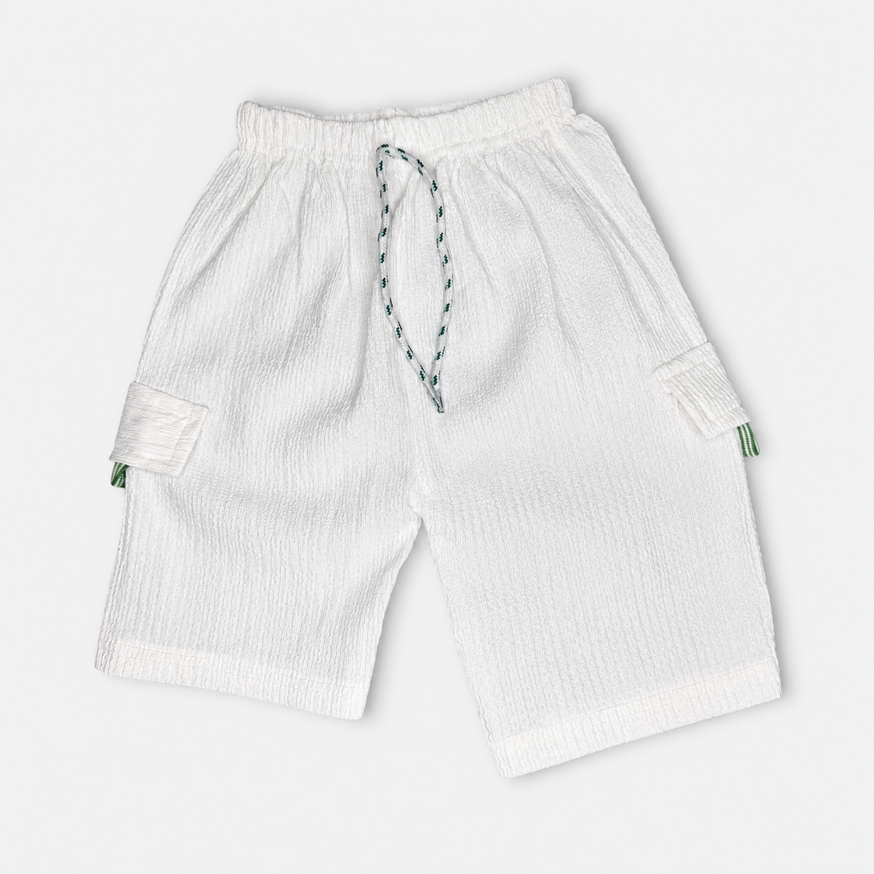 Boys White Independence Day 2 Piece Suit With Pakistan Flag Pendant – 1-4 Years